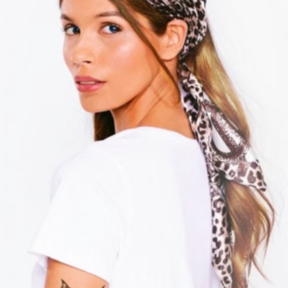 Silky Orange/Multi-color hair scarf - Picture 3 of 3